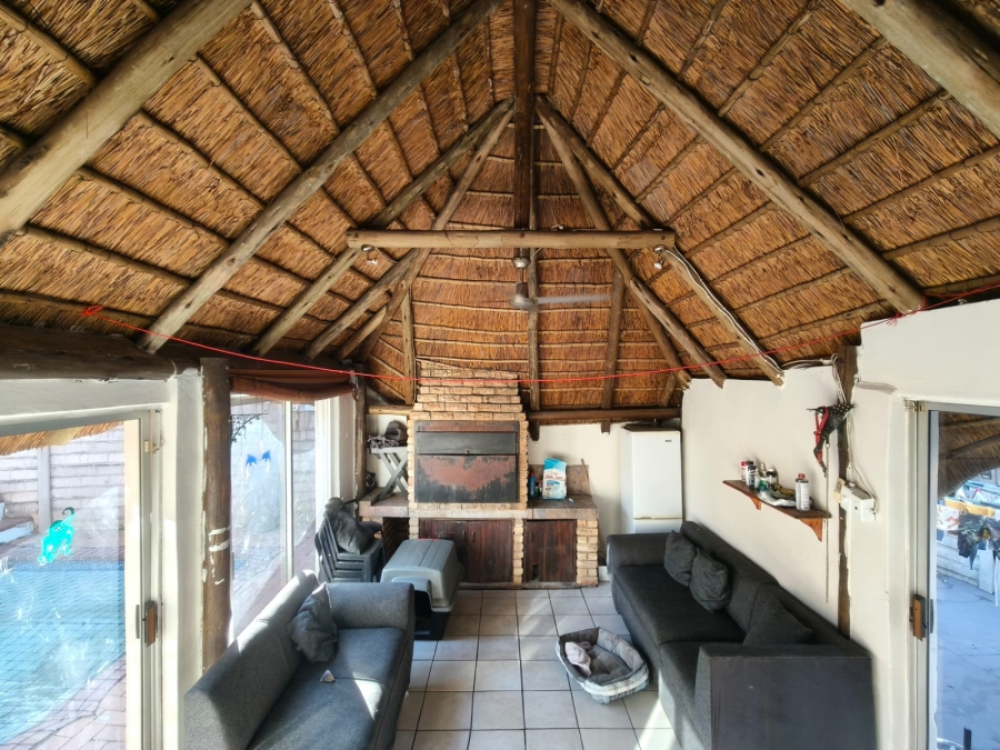 3 Bedroom Property for Sale in Safari Gardens North West